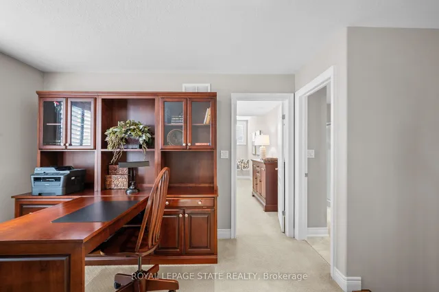 Additional image 28 of 36 Toulon Ave