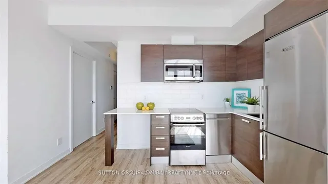 Additional image 12 of 42 Charles St Unit 4105