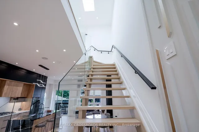 Additional image 18 of 106 Park St