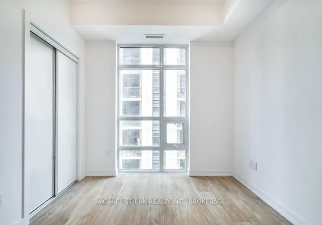 Additional image 21 of 81 Robinson St Unit 503