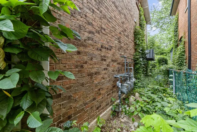 Additional image 31 of 220 Caroline St