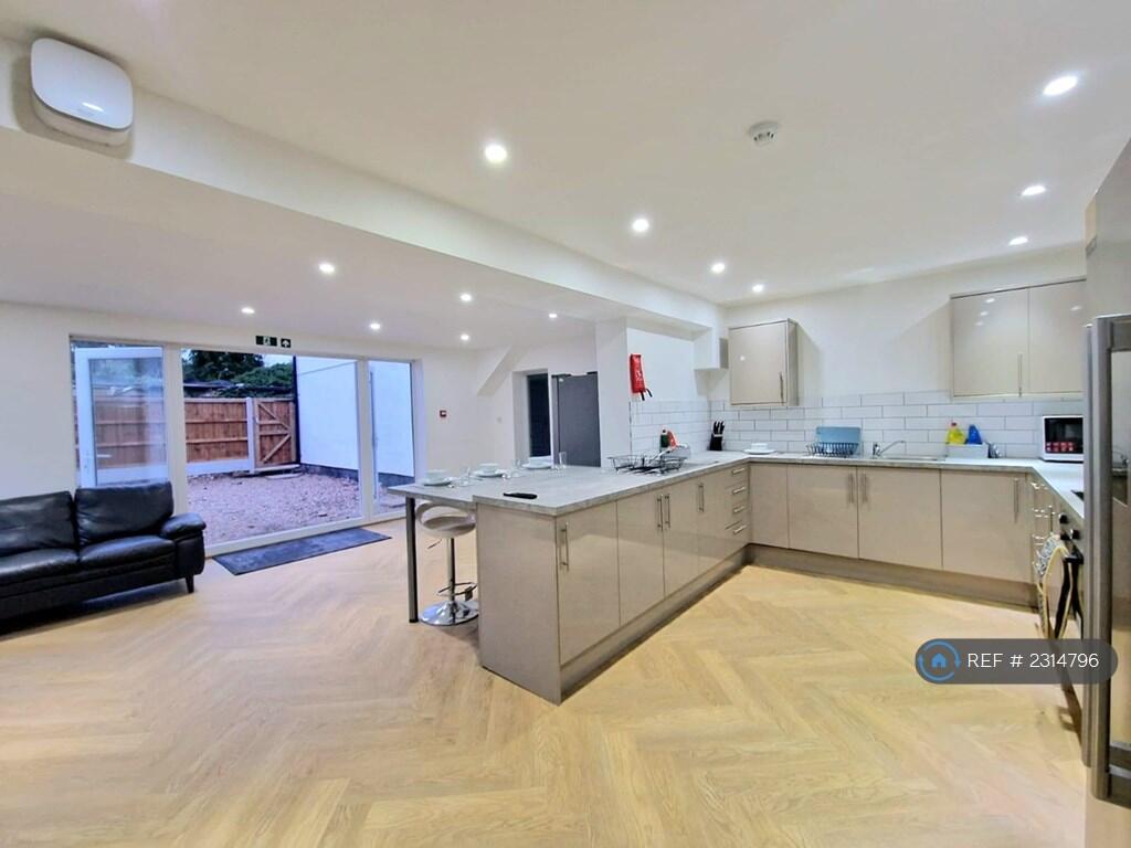 Additional image 2 of Vicarage Road, Kings Heath, Birmingham, B14