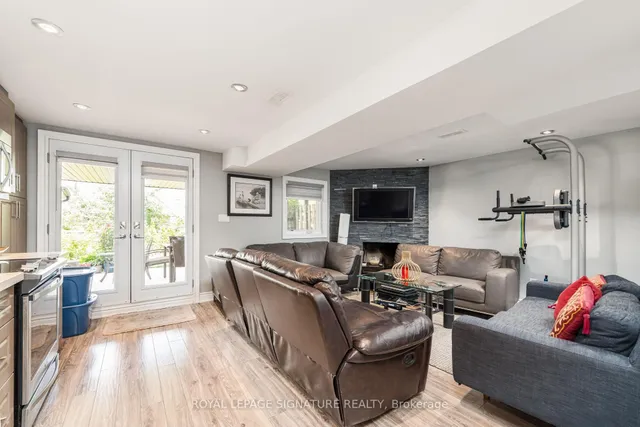 Additional image 29 of 4091 Dursley Cres