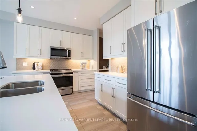 Additional image 12 of 19 SECINARO Ave