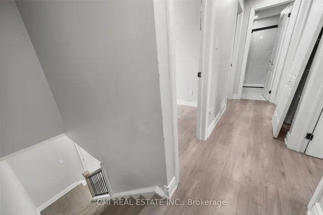 Additional image 14 of 24 Fallingdale Cres