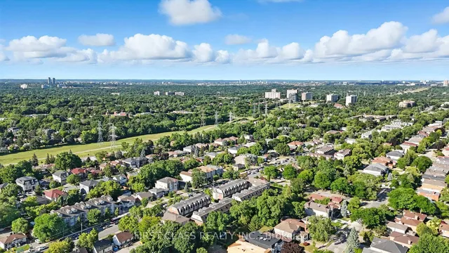 Additional image 43 of 23 Slingsby Lane