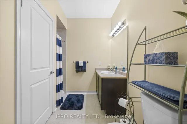 Additional image 17 of 33 Whitmer St Unit 112