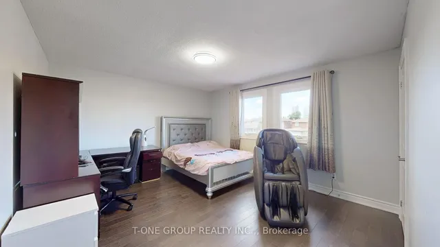 Additional image 25 of 224 Kingsbridge Garden Circ