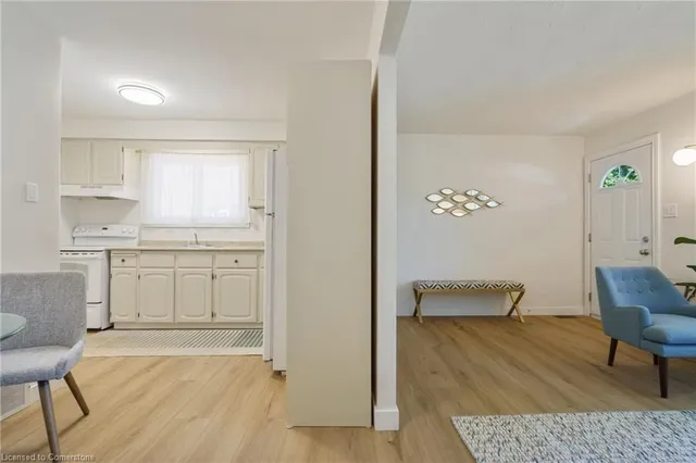 Additional image 15 of 161 Homewood Ave