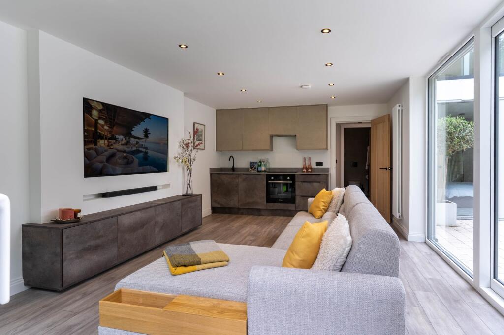 Additional image 12 of Barnt Green Road, Cofton Hackett, B45