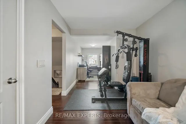 Additional image 26 of 28 Dokkum Cres