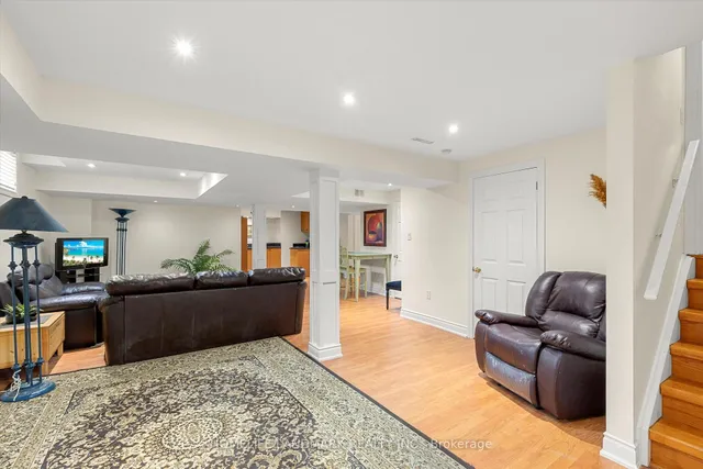 Additional image 32 of 3 Xavier Crt