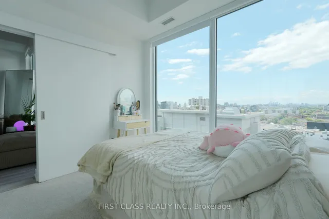 Additional image 8 of 121 St Patrick St Unit 1625