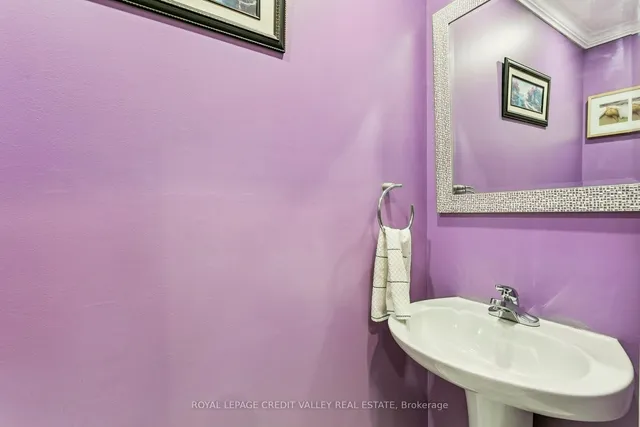 Additional image 20 of 4 Mendoza Dr