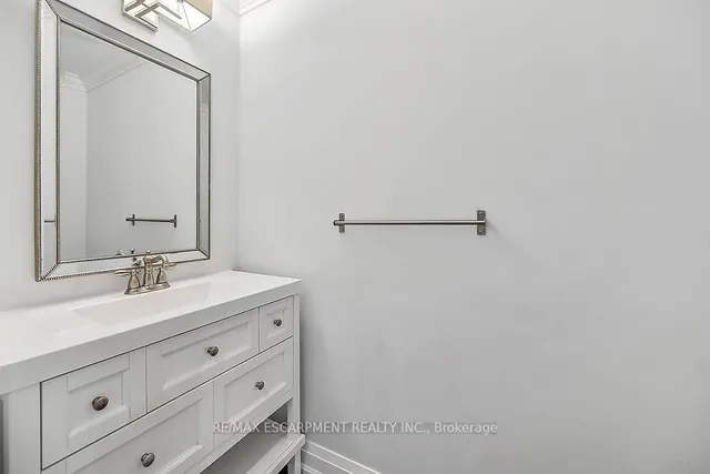 Additional image 17 of 242 Eringate Dr