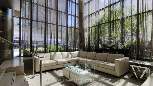 Additional image 28 of 320 Richmond St Unit 605