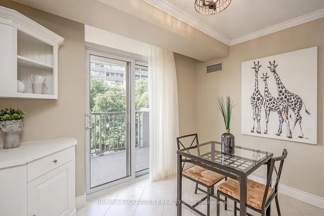 Additional image 8 of 442 Maple Ave Unit 408