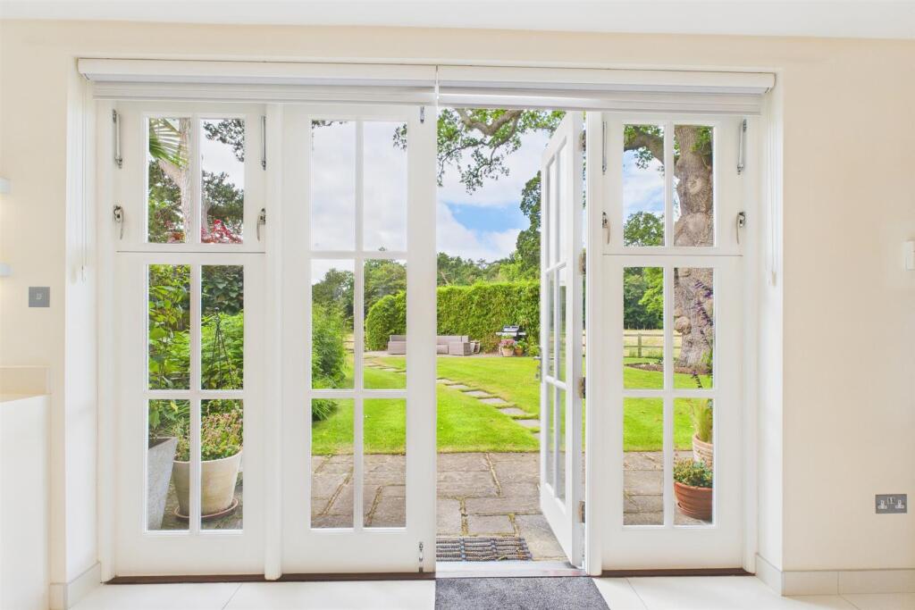 Additional image 19 of Mulberry House, Woodside AL9 6DD