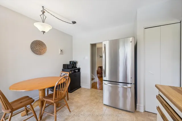 Additional image 14 of 1324 Elgin Cres
