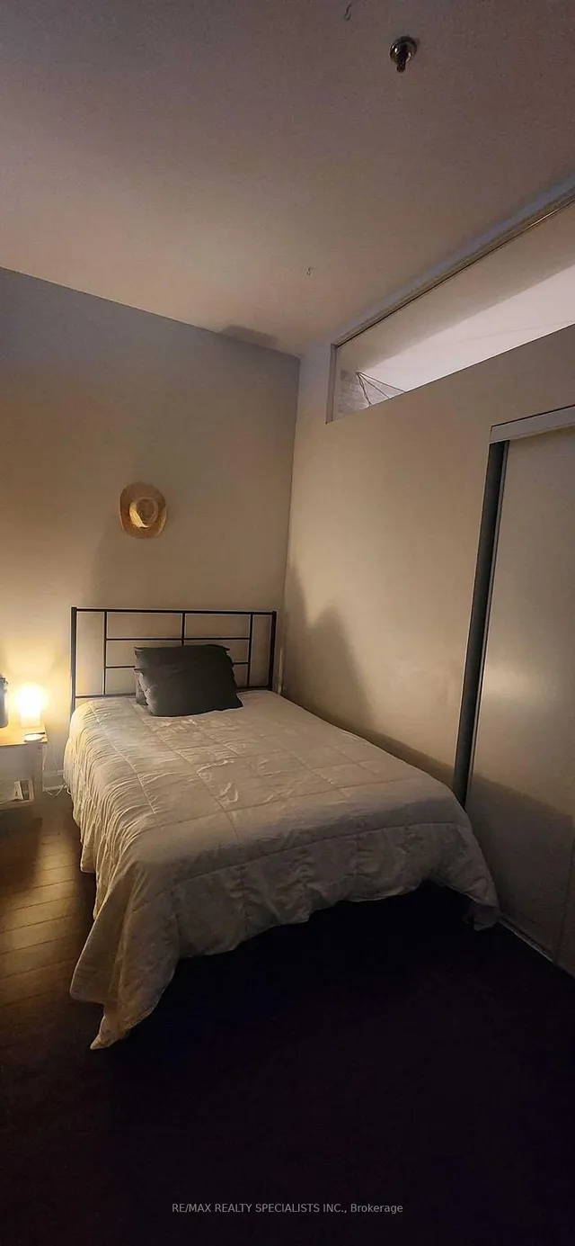 Additional image 17 of 700 King St Unit 519