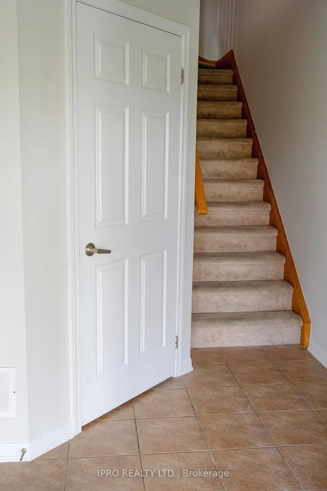 Additional image 5 of 637 Speyer Circ