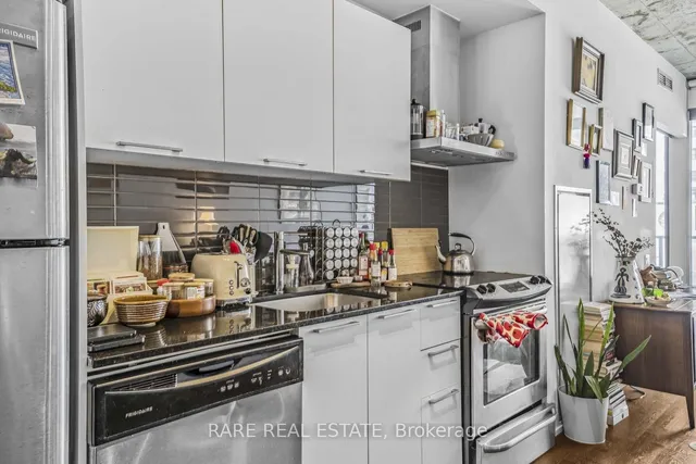 Additional image 16 of 650 King St Unit 701