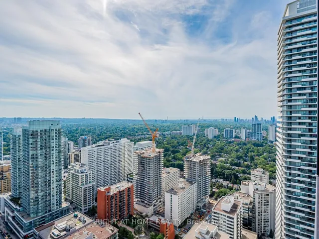 Additional image 18 of 8 Eglinton Ave Unit 3809