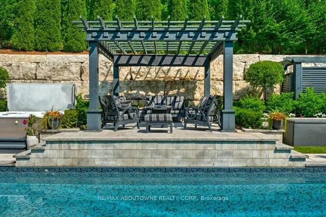 Additional image 41 of 47 Legacy Lane