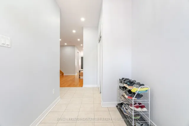 Additional image 6 of 443 Comiskey Cres