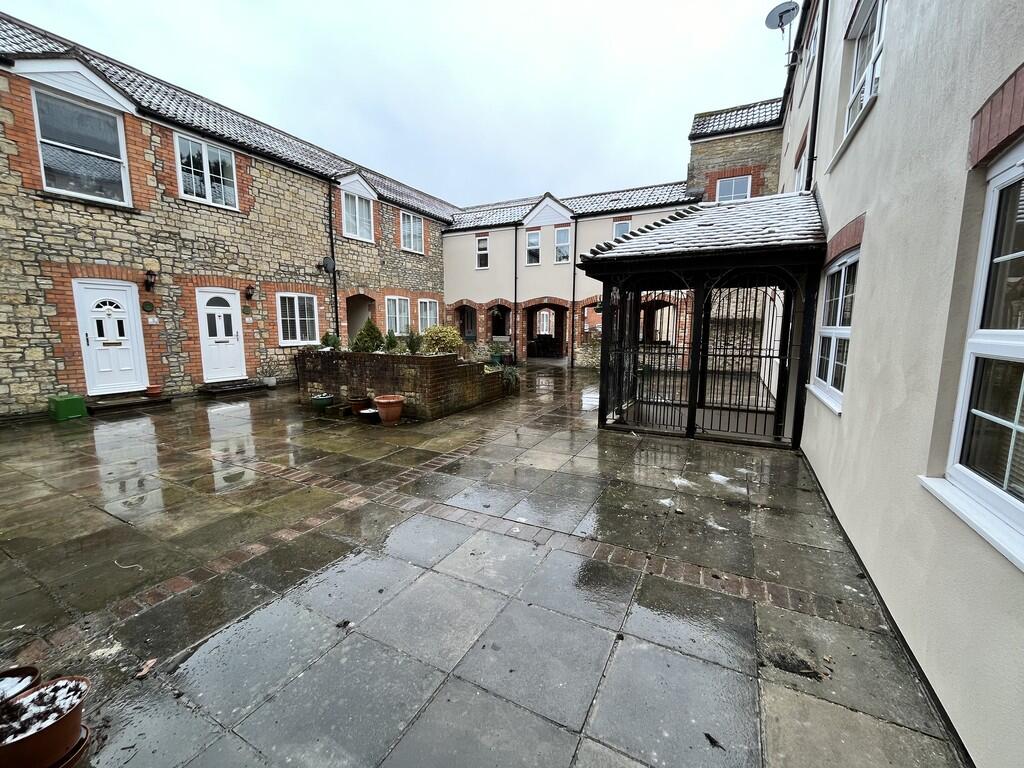 Additional image 8 of Vineys Yard, Bruton