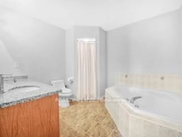 Additional image 27 of 49 Legend Lane