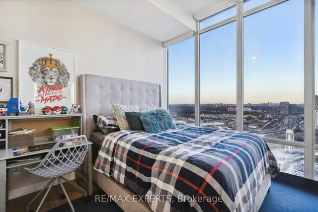 Additional image 42 of 90 Park Lawn Rd Unit PH-3007