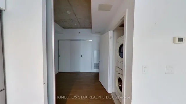 Additional image 7 of 630 QUEEN St Unit 603