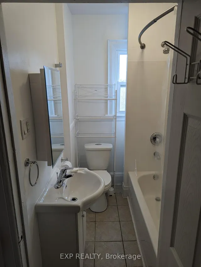 Additional image 22 of 959 Main St