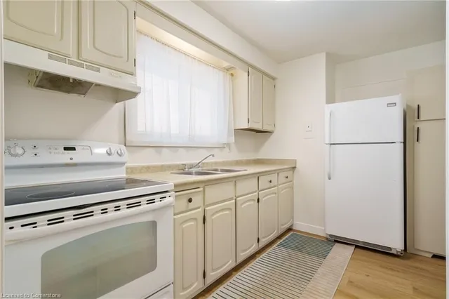 Additional image 21 of 161 Homewood Ave