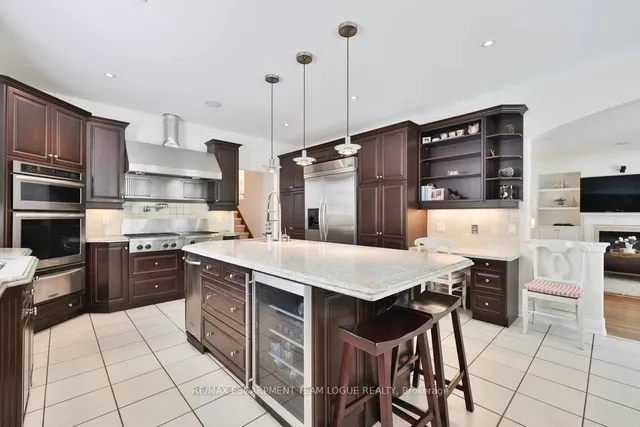 Additional image 18 of 4302 Clubview Dr