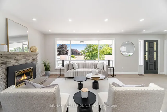 Additional image 7 of 718 Royal York Rd