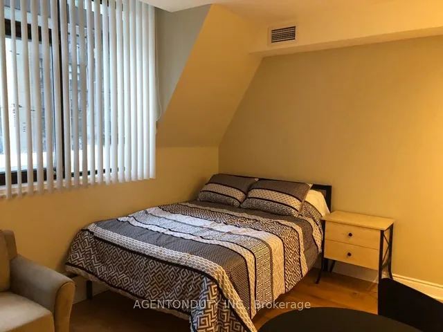 Additional image 9 of 73 Richmond St Unit 407