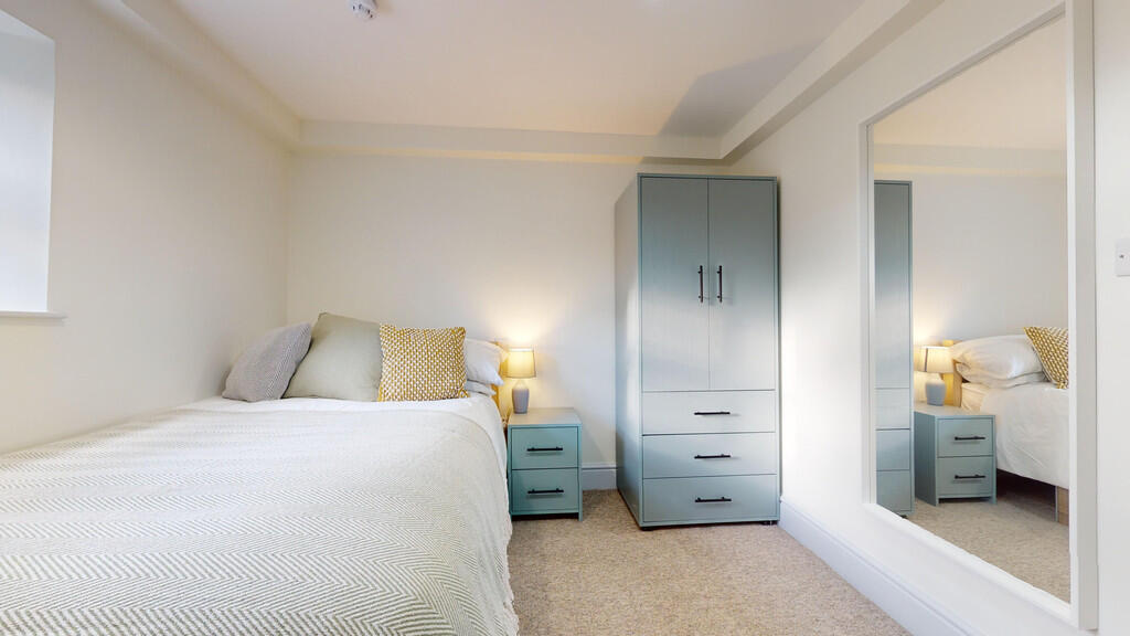 Additional image 3 of Farm Road, Street