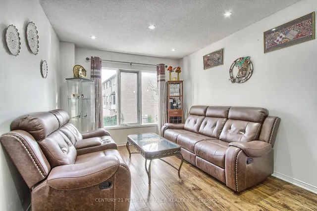 Additional image 18 of 2 Sir Lou Dr Unit 41