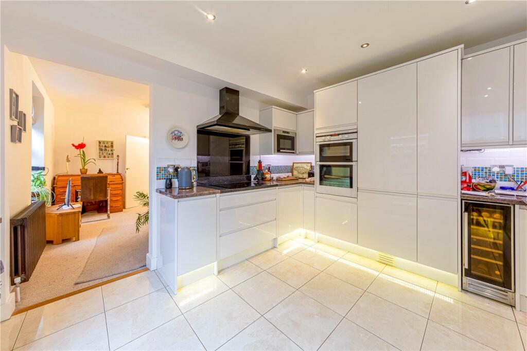 Additional image 8 of Approach Road, St. Albans, Hertfordshire, AL1