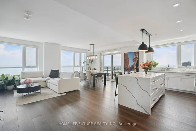 Additional image 10 of 2007 James St Unit 1706