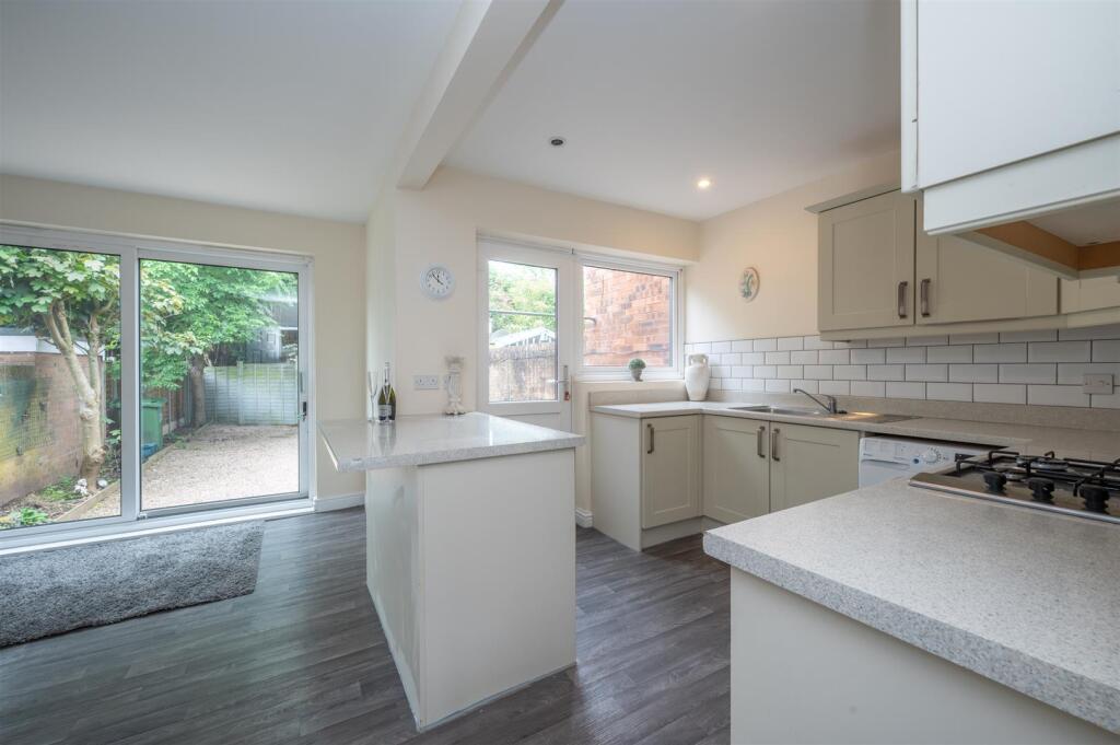 Additional image 7 of St Johns Close, Henley-In-Arden, Warwicshire