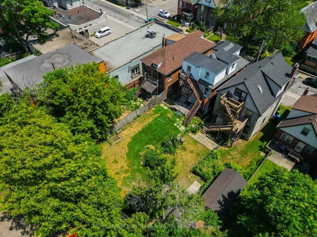 Additional image 50 of 22 Myrtle Ave