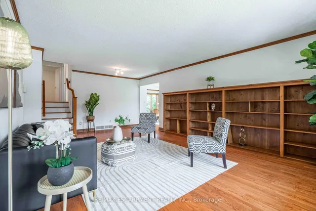 Additional image 10 of 179 Appleford Crt