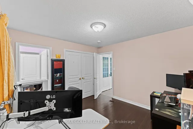 Additional image 33 of 29 Tennant Dr