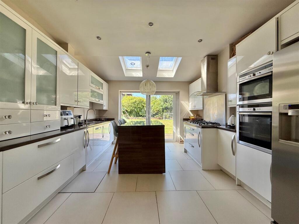 Additional image 20 of Douglas Road, Halesowen