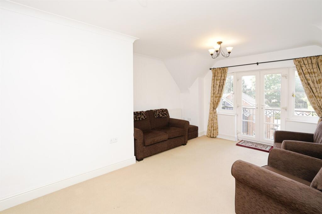 Additional image 6 of Canonsfield Road, Welwyn