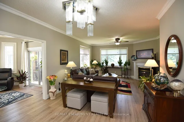 Additional image 9 of 241 SILVERBIRCH Blvd