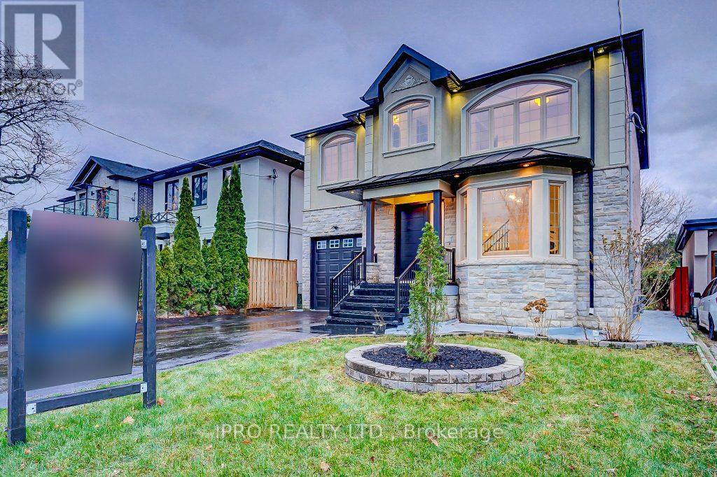 73 INNISWOOD DRIVE|Toronto (Wexford-Maryvale), Ontario M1R1E8